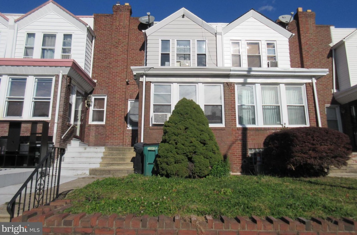 1121 Brill St, Philadelphia, PA 19124-1116