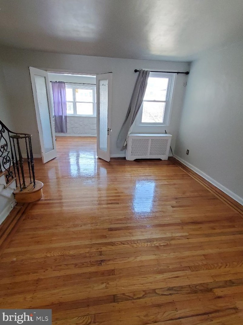 1015 67th St, Philadelphia PA 19151-3002 exterior