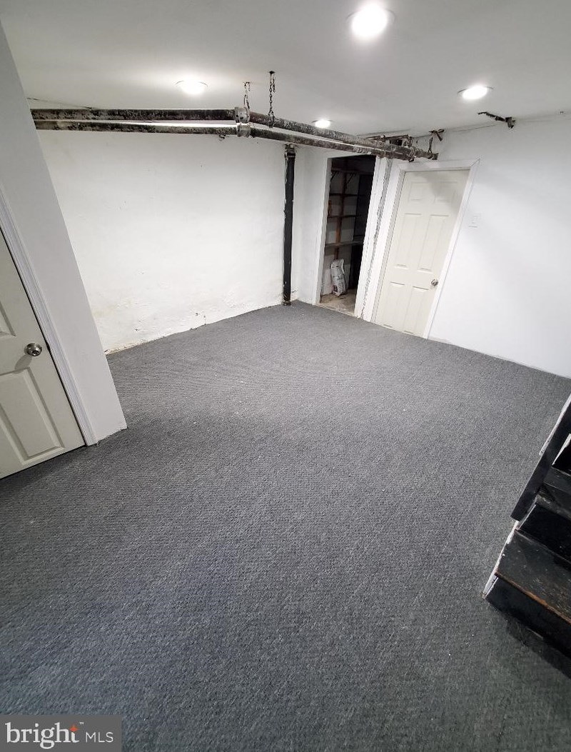 1015 67th St, Philadelphia PA 19151-3002 exterior