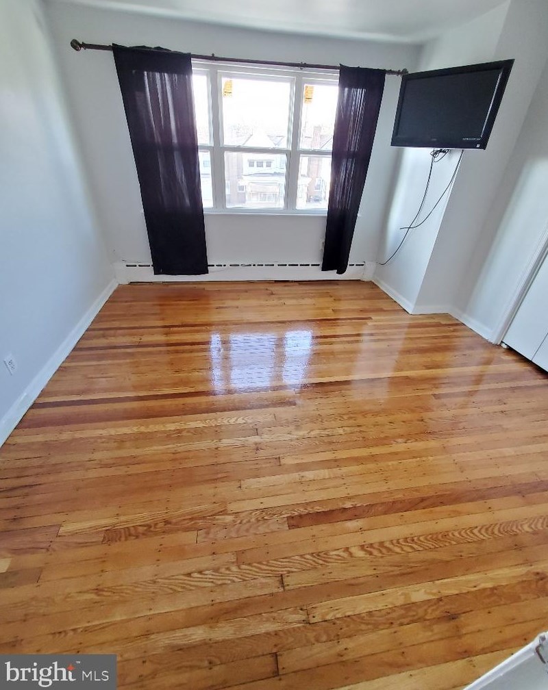 1015 67th St, Philadelphia PA 19151-3002 exterior