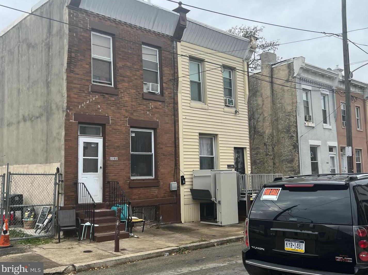 2304 Sergeant St, Philadelphia, PA 19125-2219