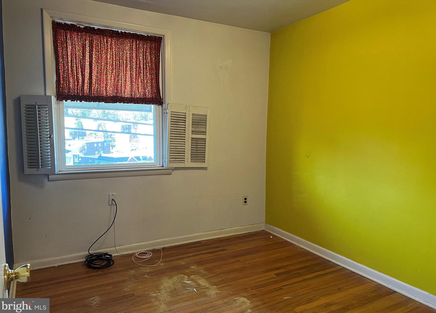 561 Wartman St, Philadelphia PA 19128-3238 exterior