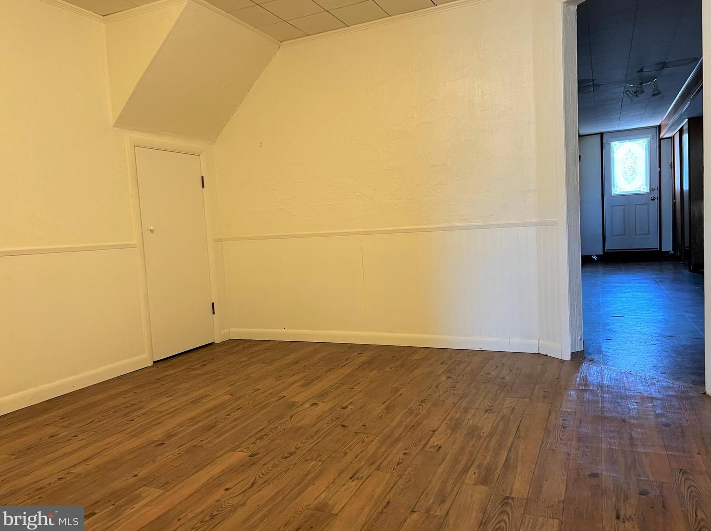 561 Wartman St, Philadelphia PA 19128-3238 exterior