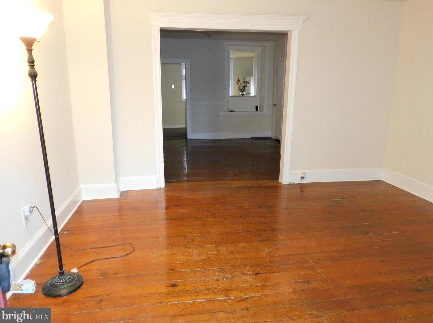 147 Carson St, Philadelphia, PA 19127-1332