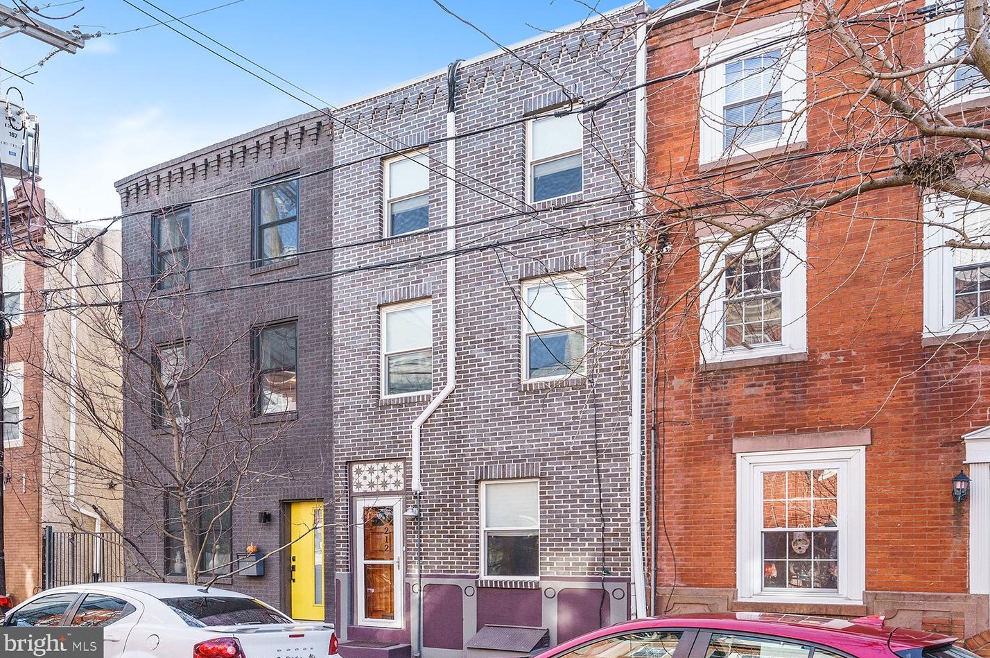 212 Wildey St, Philadelphia, PA 19123-2223