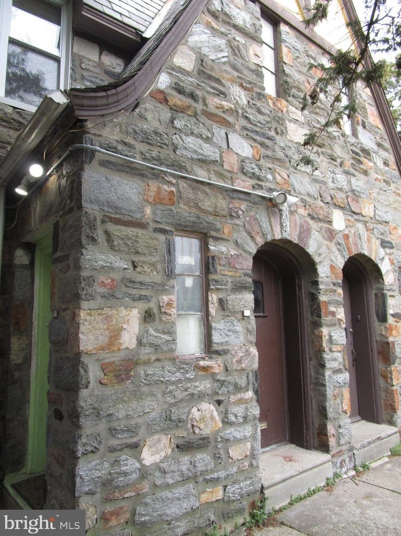 5200 W Montgomery Ave #17a, Philadelphia, PA 19131