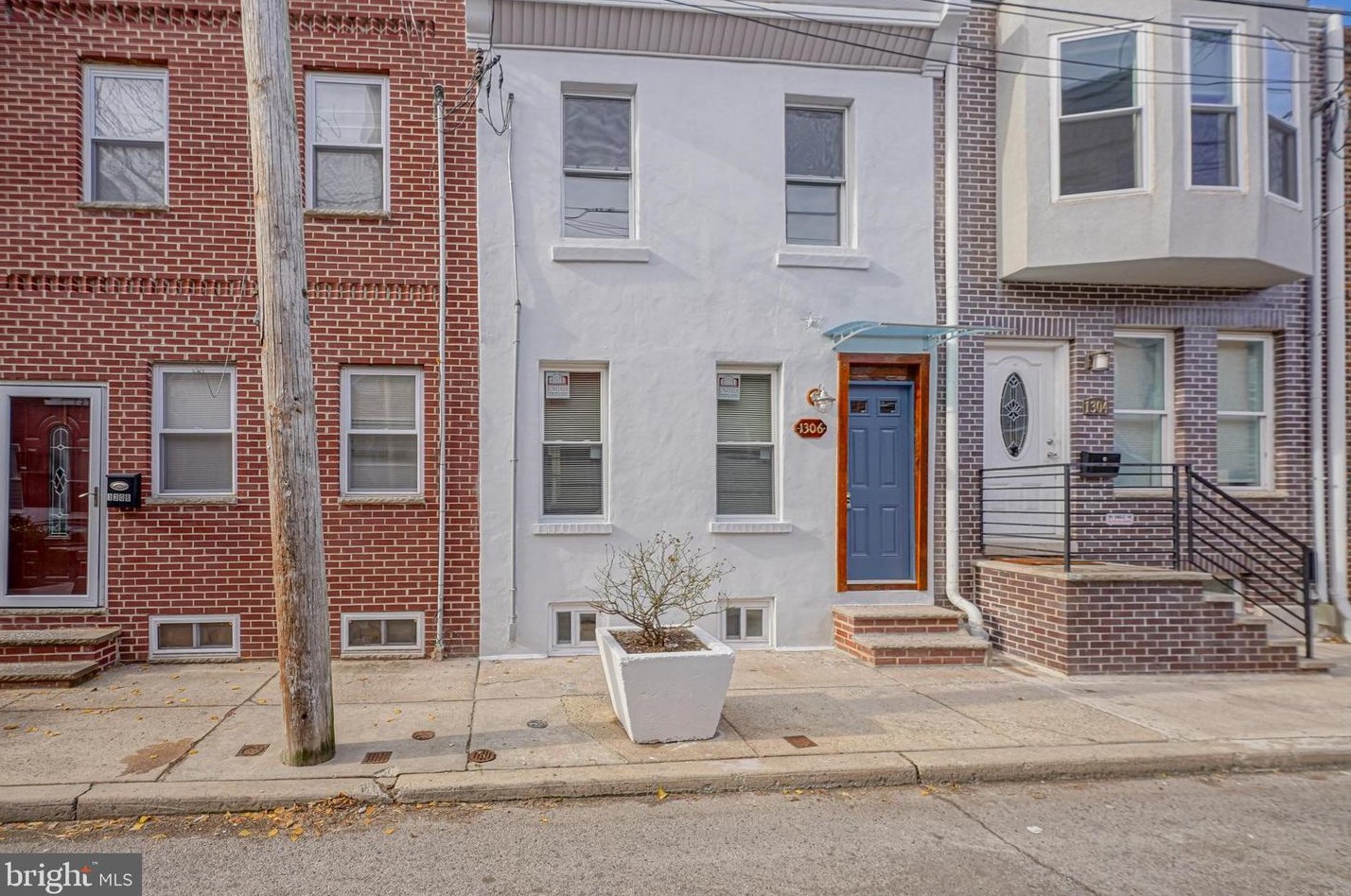 1306 S Colorado St, Philadelphia, PA 19146