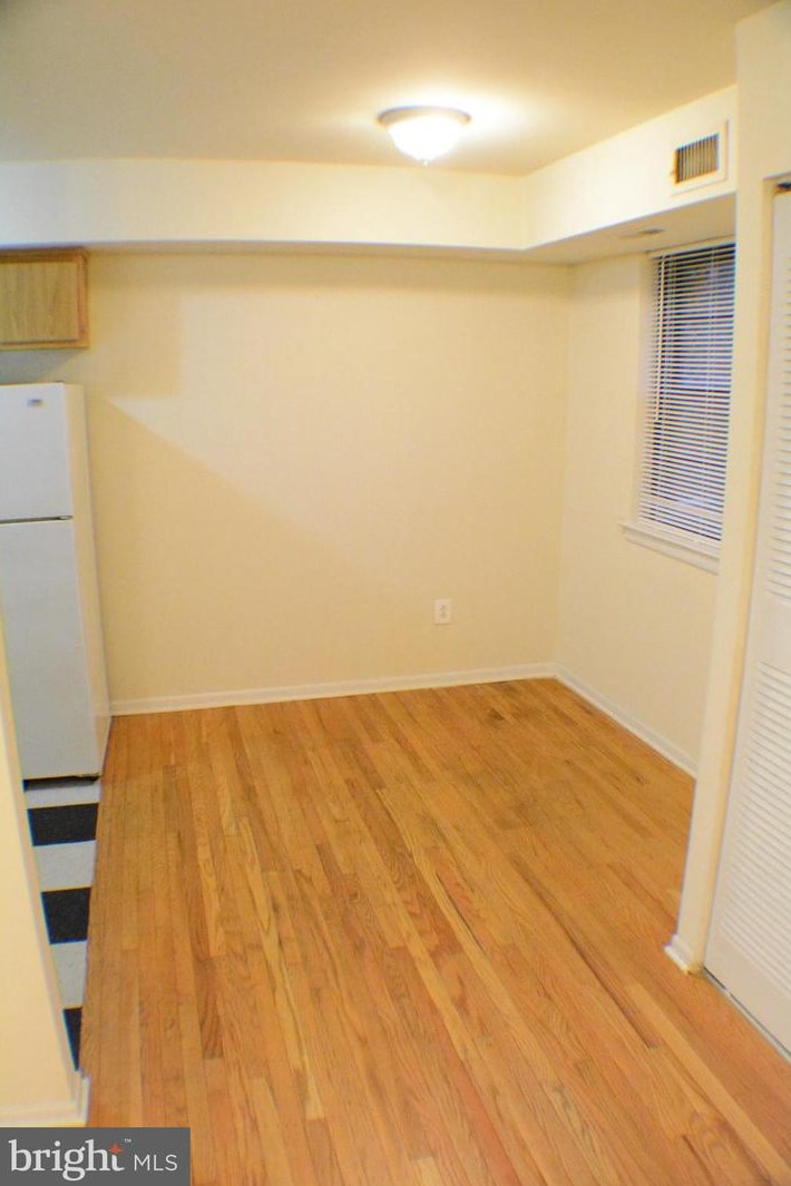 3411 Cresson St #3, Philadelphia, PA 19129
