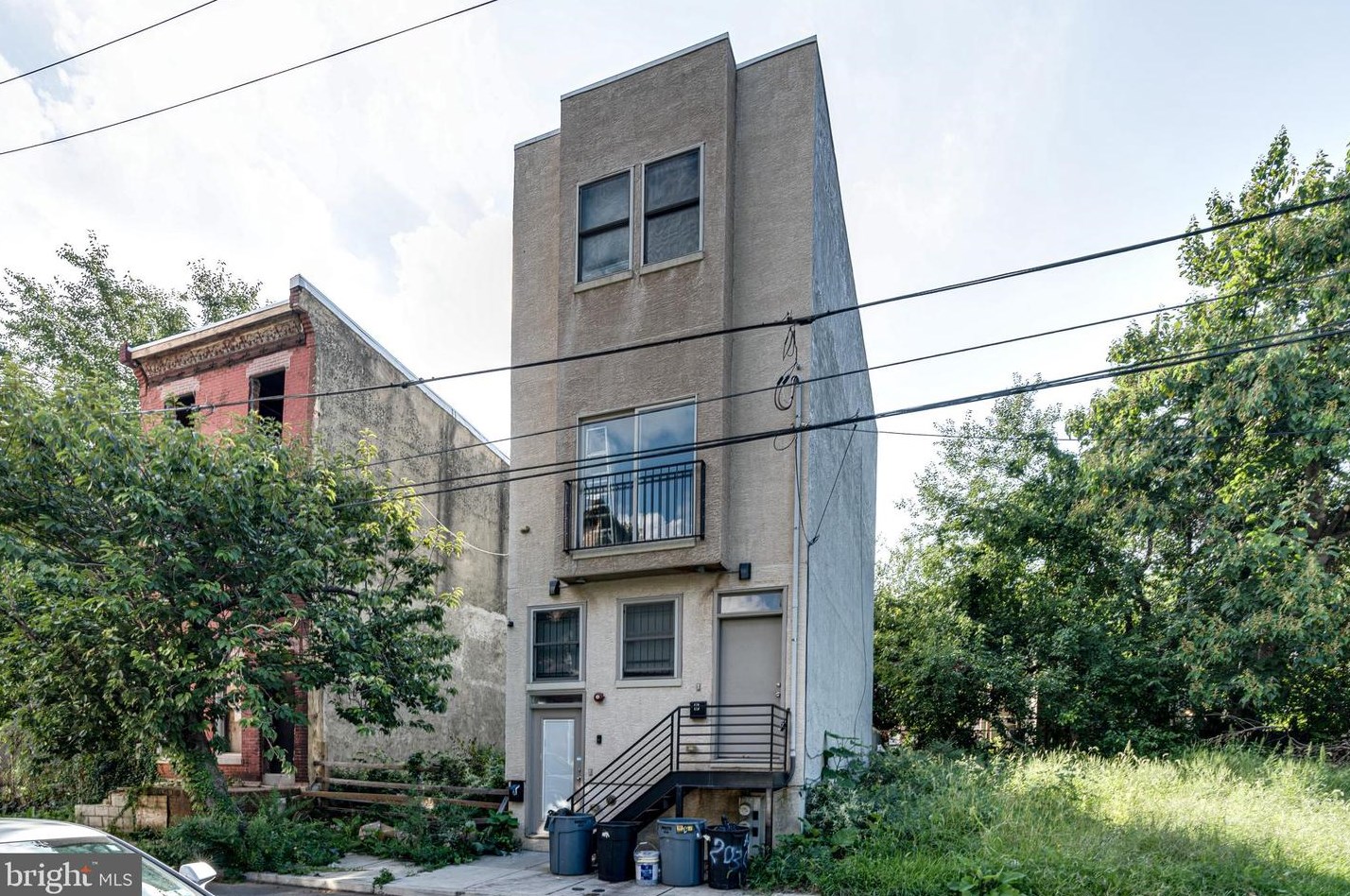 2034 Woodstock St, Philadelphia PA  19121-1423 exterior
