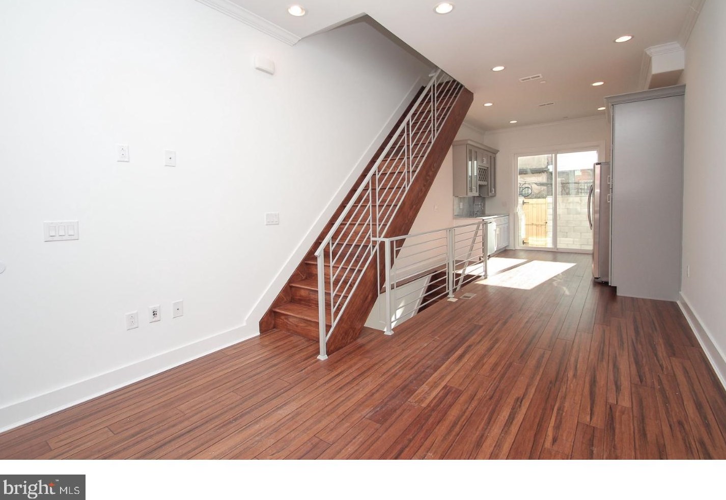 2112 Mountain St, Philadelphia, PA 19145