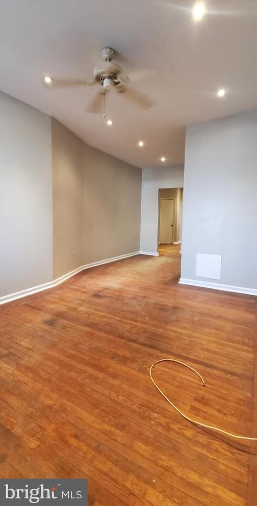 5804 Springfield Ave #1st Fl, Philadelphia, PA 19143