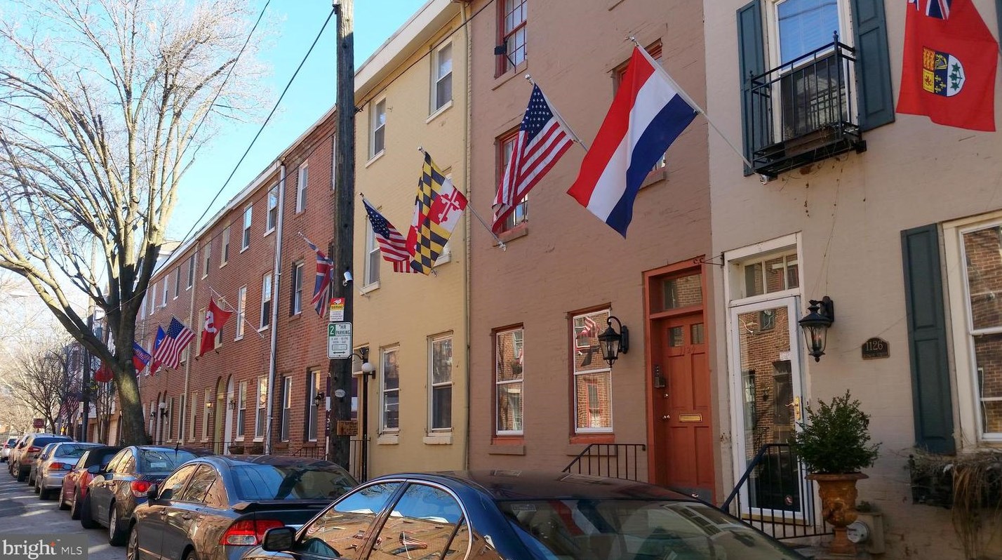 1122 Rodman St #2, Philadelphia, PA 19147