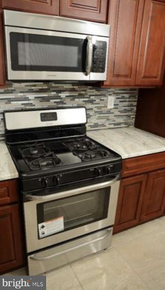 5919 Woodcrest Ave, Philadelphia PA  19131-2216 exterior