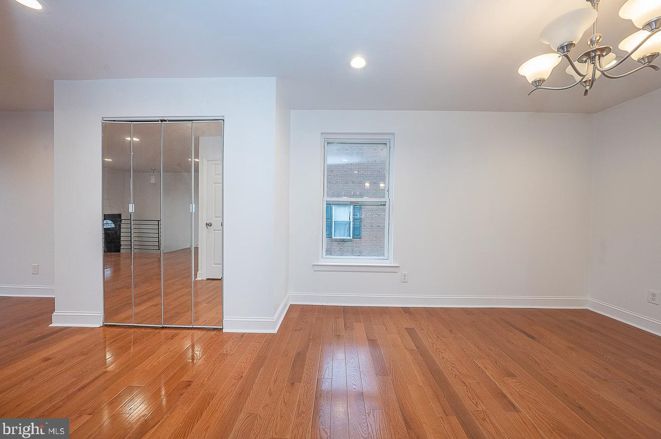 7713 Delphi Pl, Philadelphia PA  19153-1737 exterior