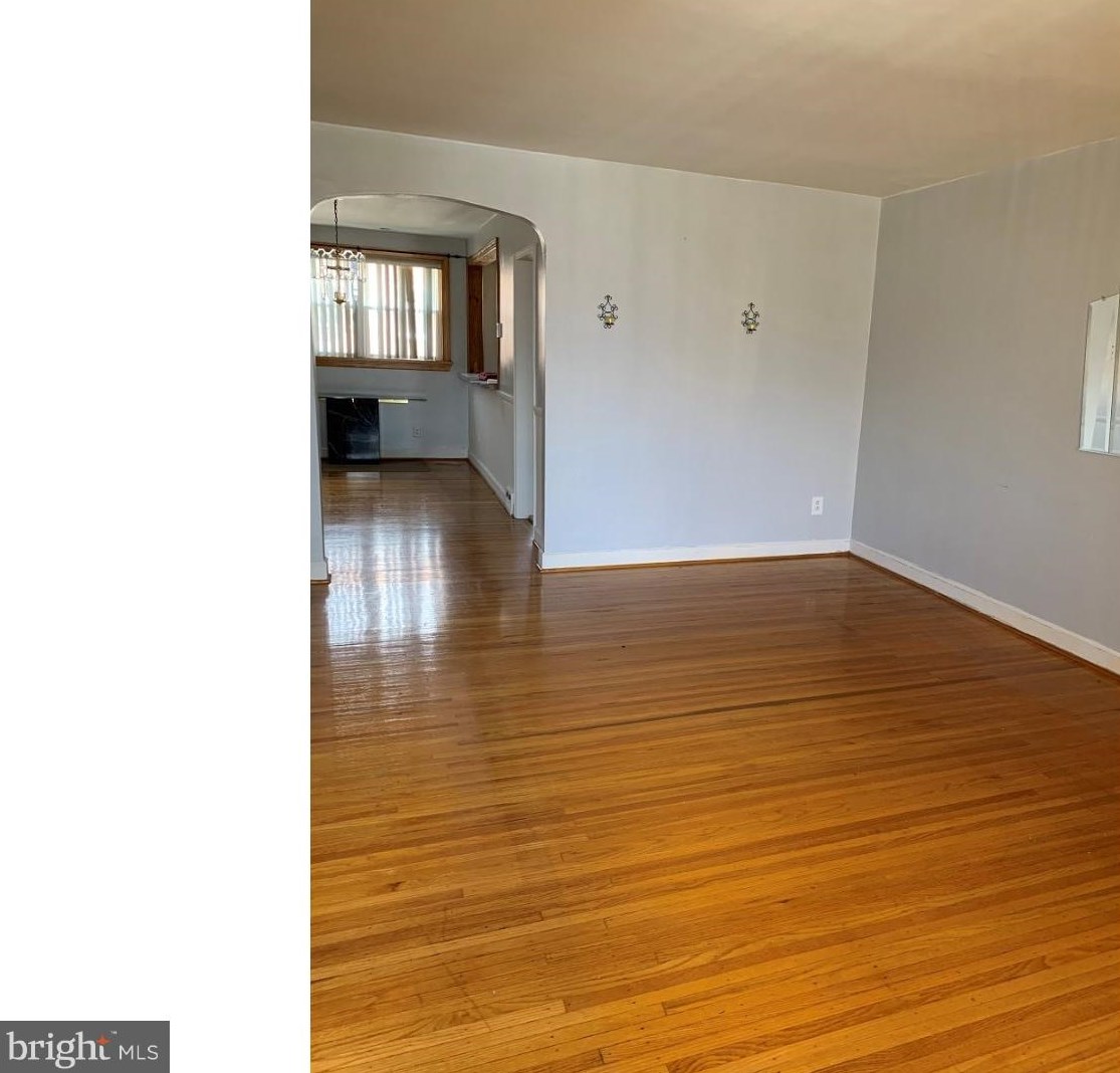 2107 Knorr St, Philadelphia, PA 19149
