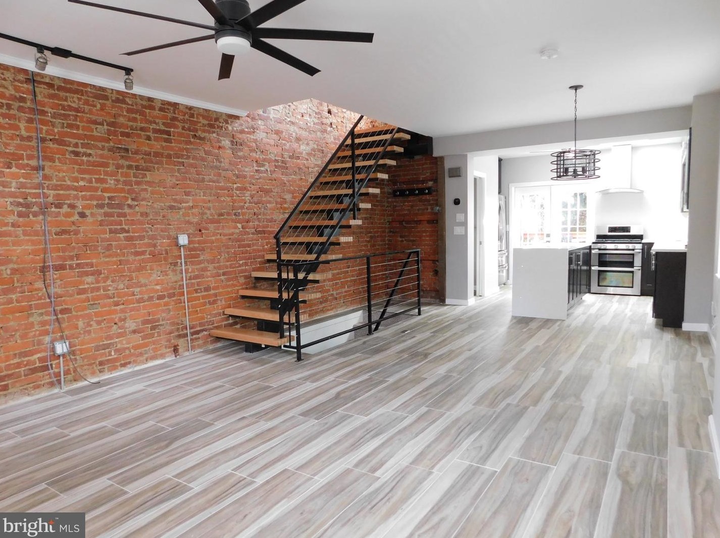 110 Meade St, Philadelphia PA  19118-3810 exterior