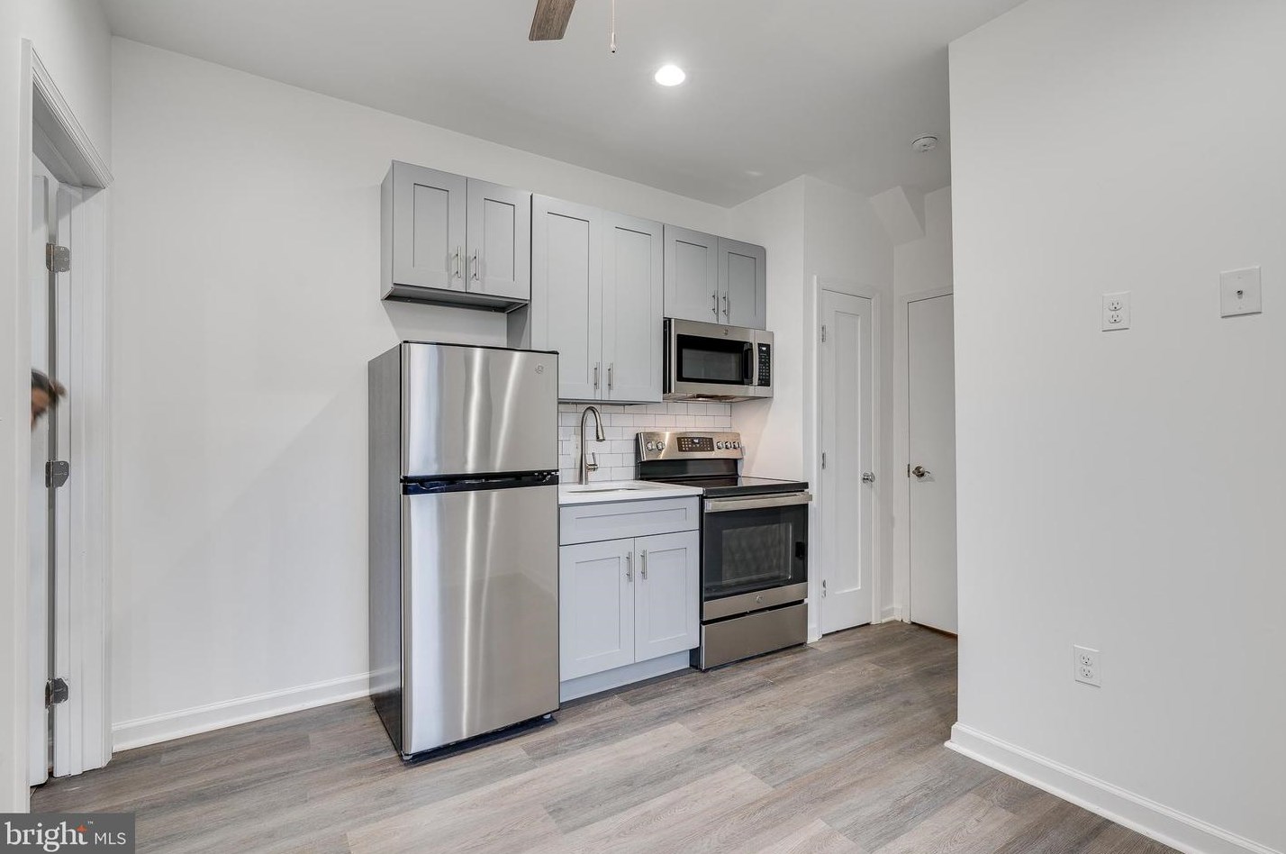 4216 Westminster Ave #2, Philadelphia, PA 19104