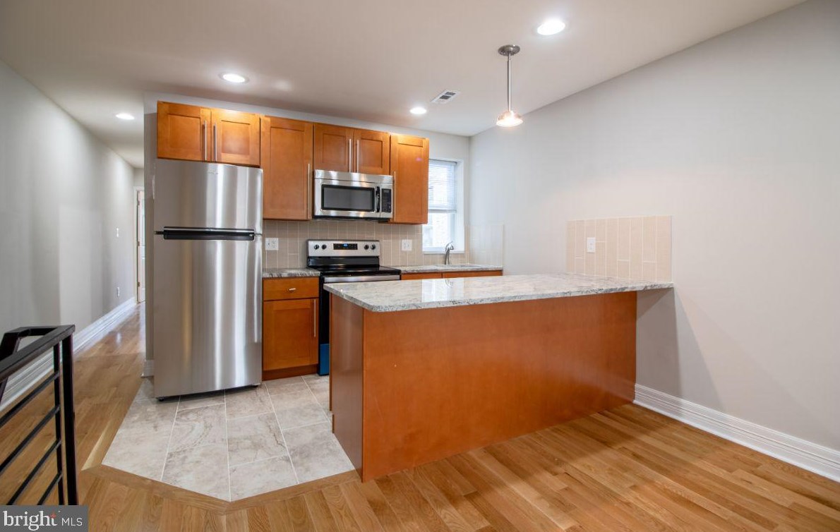 3143 W Norris St #2f, Philadelphia, PA 19121