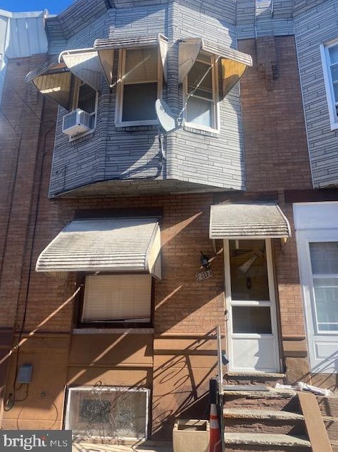 2117 Opal St, Philadelphia PA  19145-3605 exterior