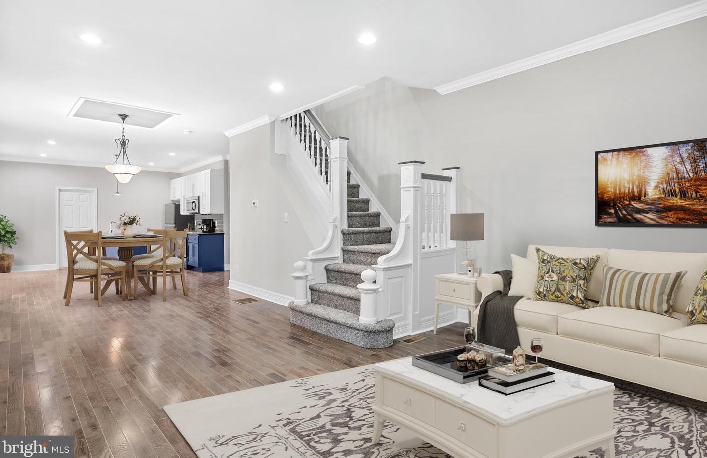 5019 Warnock St, Philadelphia, PA 19141-3912