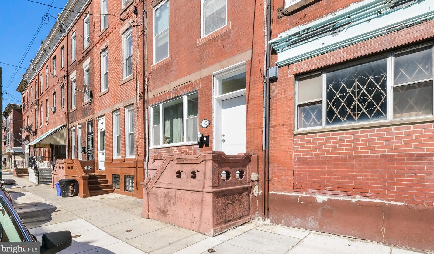 1503 Morris St, Philadelphia, PA 19145-1517