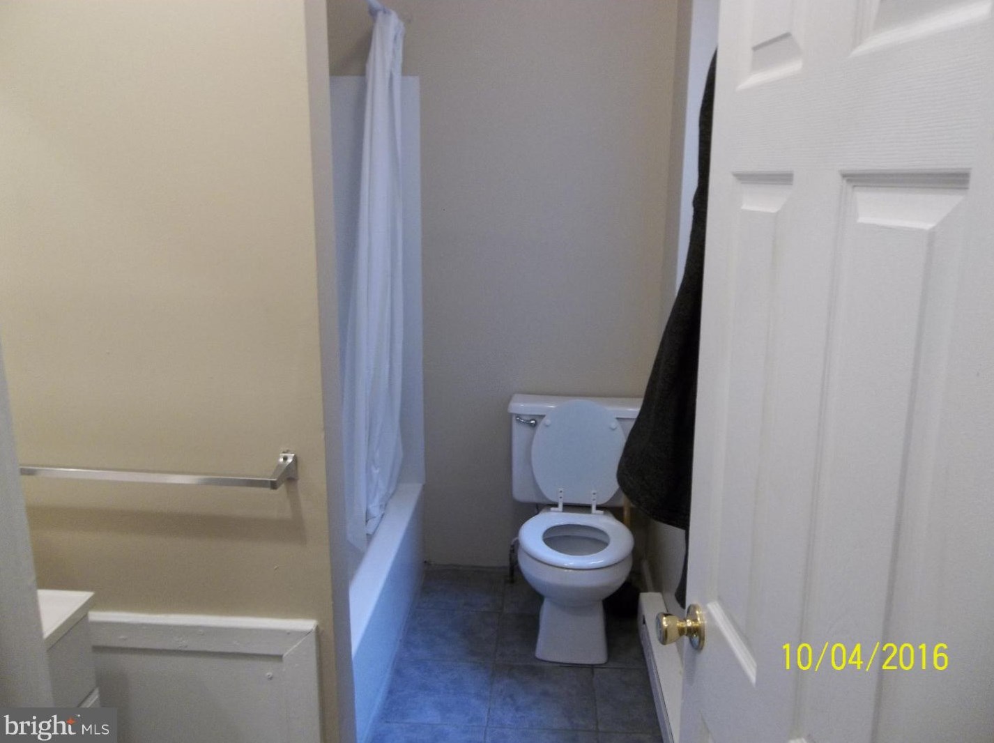 1936 Cambridge St #1st Fl, Philadelphia, PA 19130