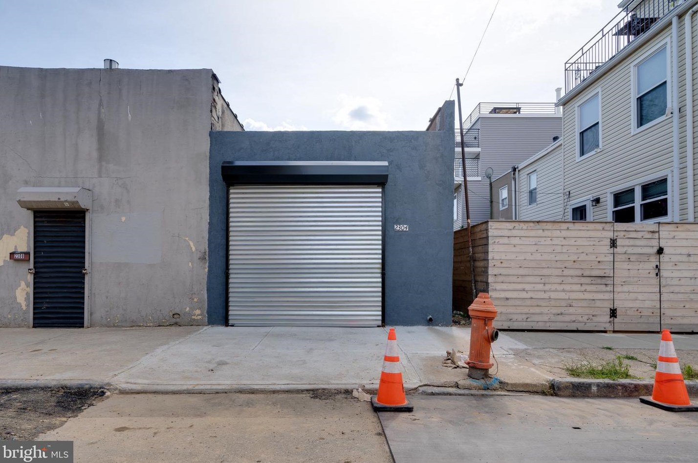 2305 Sergeant St, Philadelphia PA  19132-4133 exterior