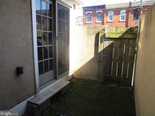 2700 South St, Philadelphia PA  19146-2305 exterior