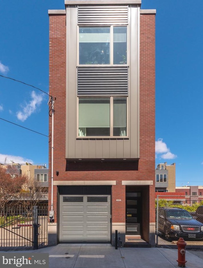 1409 Pemberton St, Philadelphia, PA 19146-2209