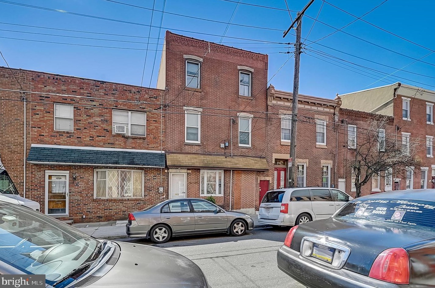 2718 Ann St, Philadelphia, PA 19134-5702