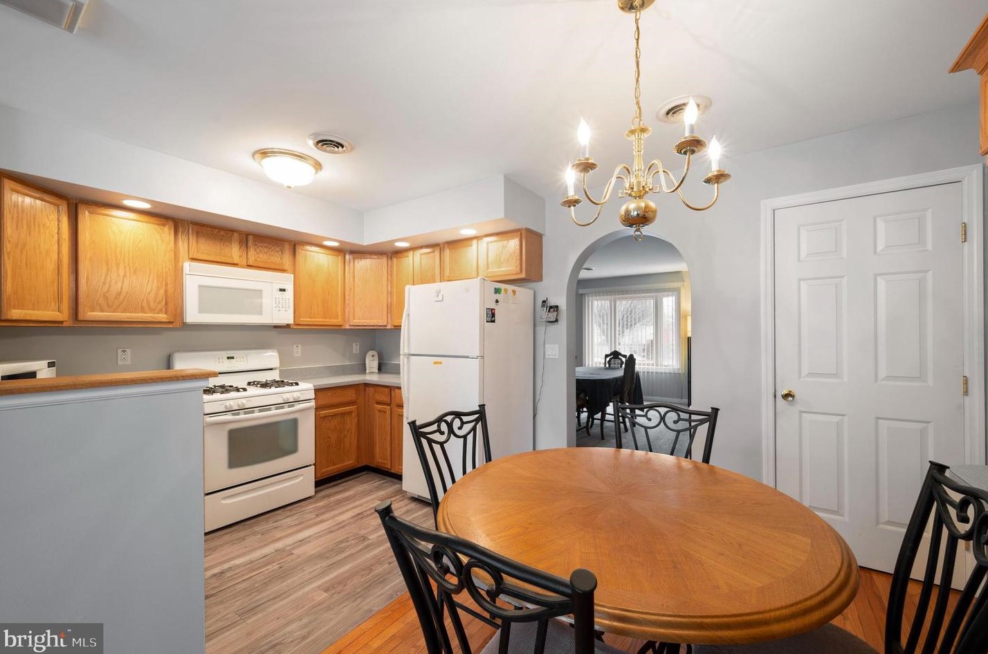 2658 Venango St, Philadelphia, PA 19134-5535