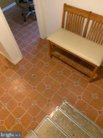 6217 Lawndale Ave, Philadelphia, PA 19111-5705