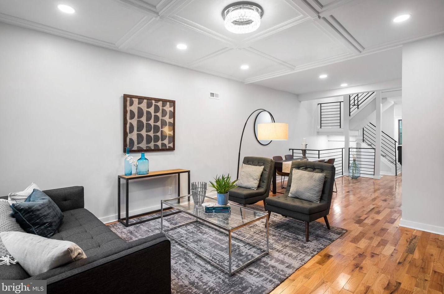 1343 Palmer St, Philadelphia, PA 19125-3320
