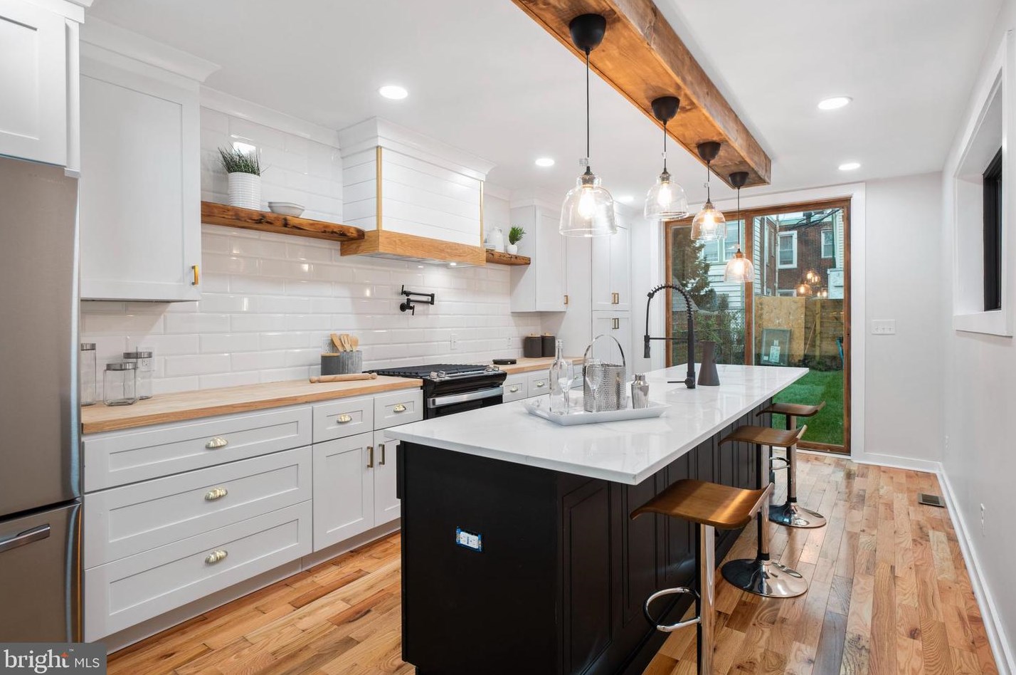 1343 Palmer St, Philadelphia PA 19125-2620 exterior