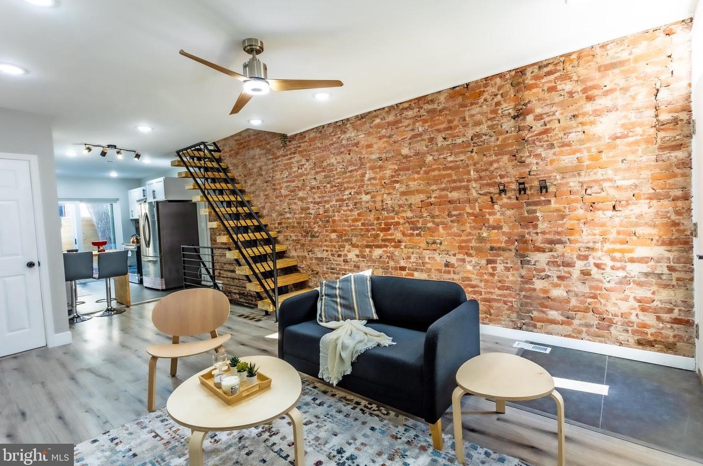 2035 Sigel St, Philadelphia, PA 19145