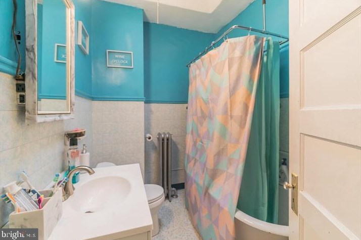 2076 Scattergood St, Philadelphia PA  19124-2010 exterior