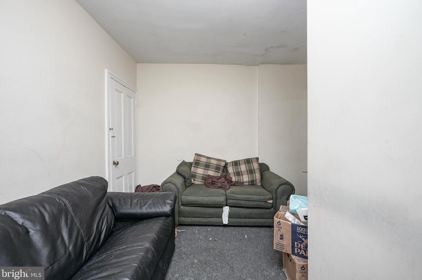 3205 Pearl St, Philadelphia, PA 19104-2522