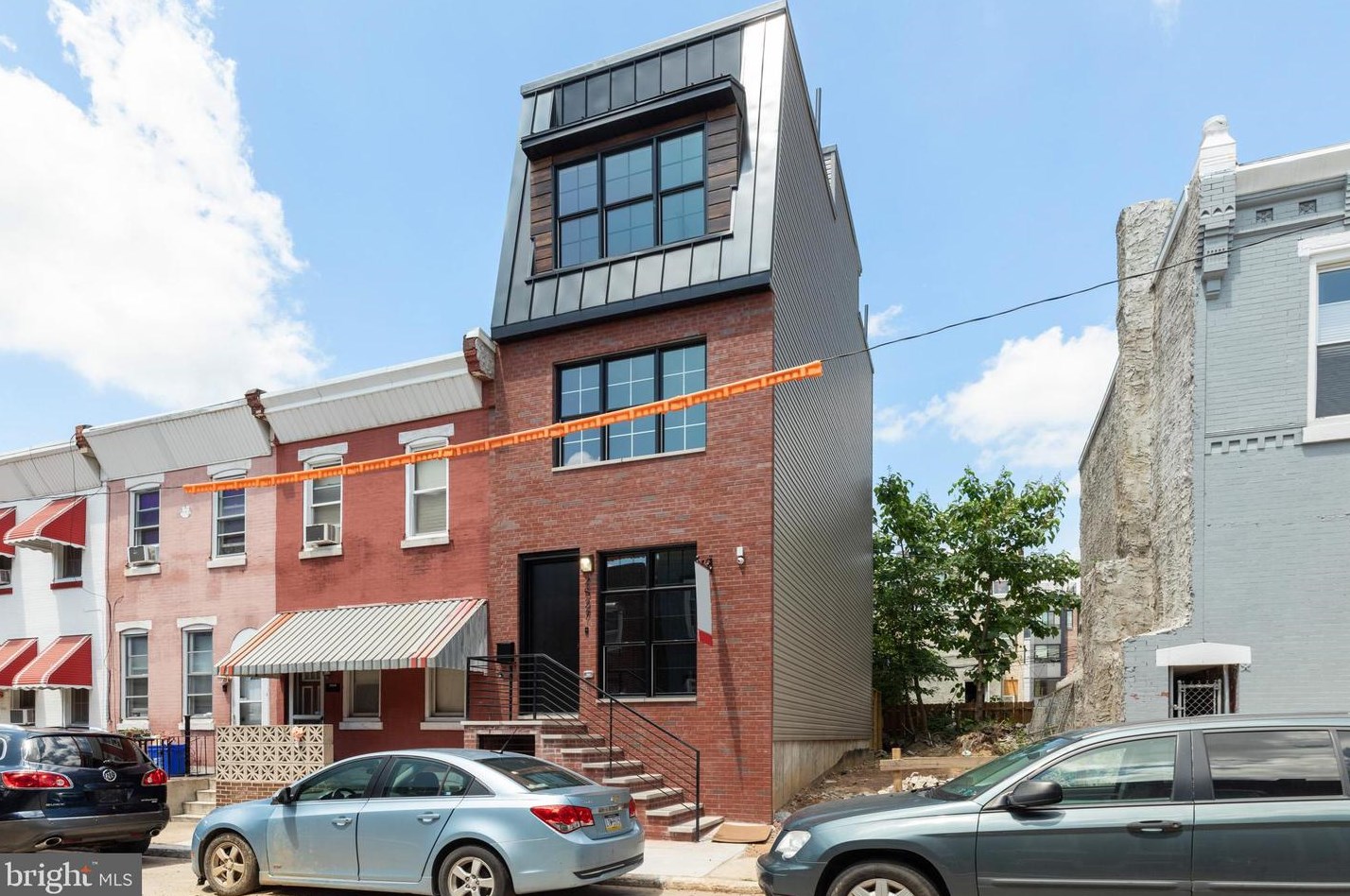 2527 Nicholas St, Philadelphia, PA