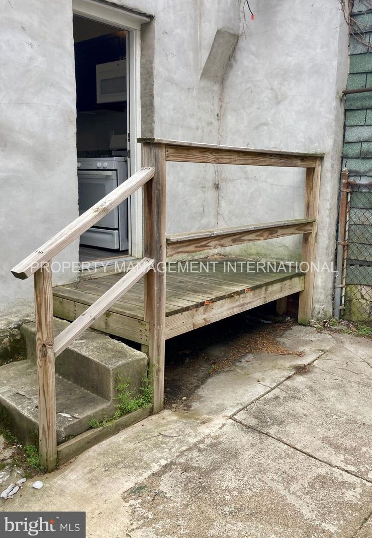 2928 Taney St, Philadelphia PA  19132-1209 exterior