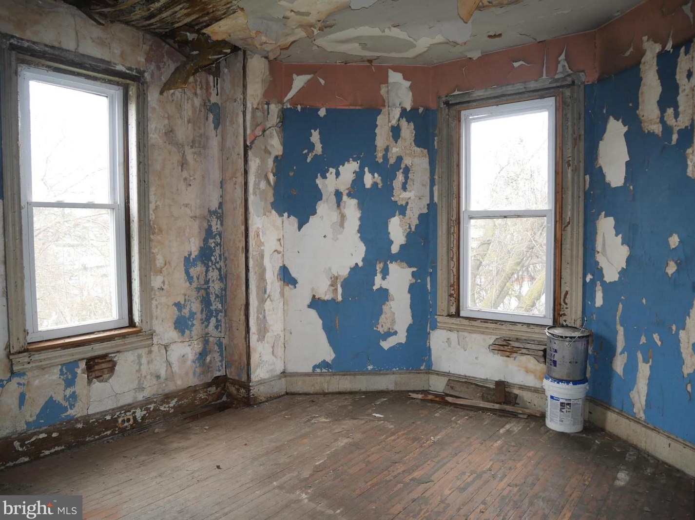 3311 16th St, Philadelphia PA  19140-4902 exterior