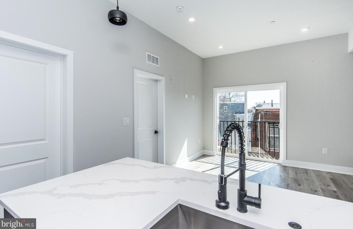 2710 Ridge Ave #4, Philadelphia, PA 19121