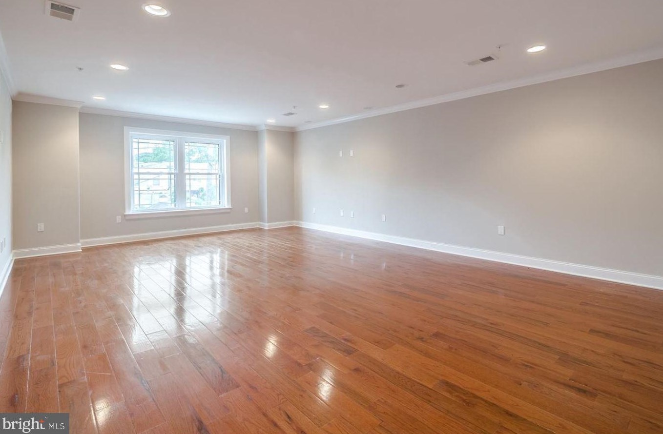 1509 W Seybert St #1, Philadelphia, PA 19121