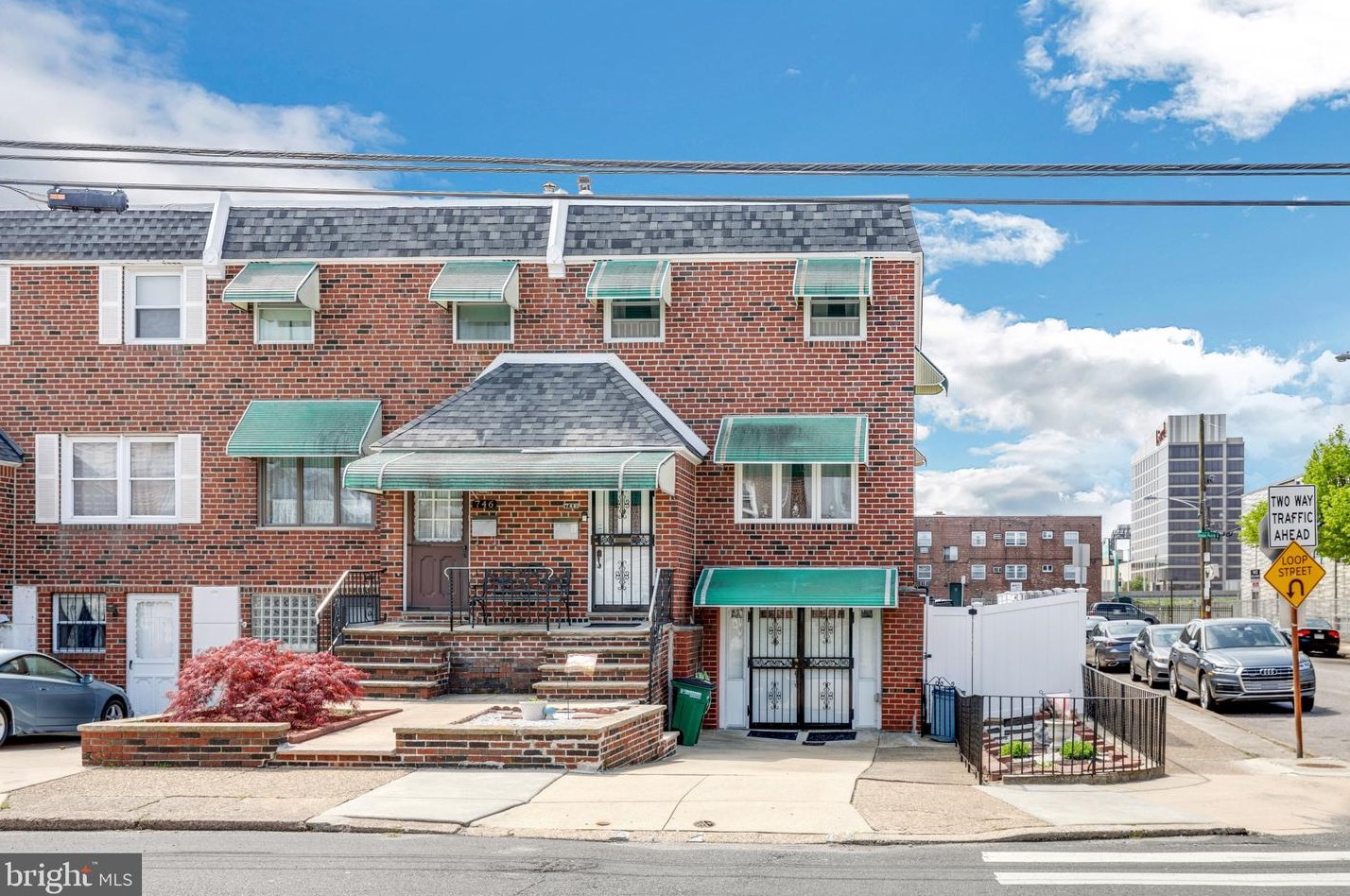 748 Bigler St, Philadelphia, PA 19148-5031