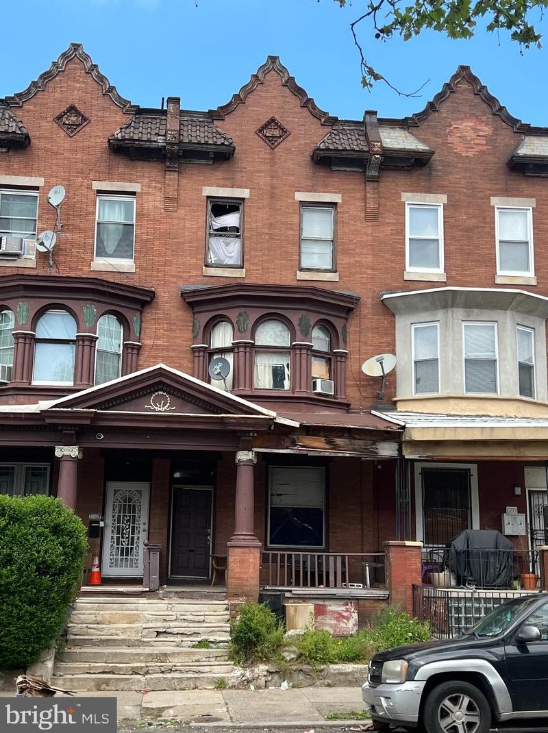 1235 Lehigh Ave, Philadelphia, PA 19133-1115