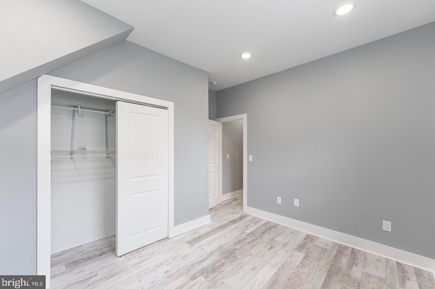 3252 Miller St, Philadelphia PA  19134-5243 exterior