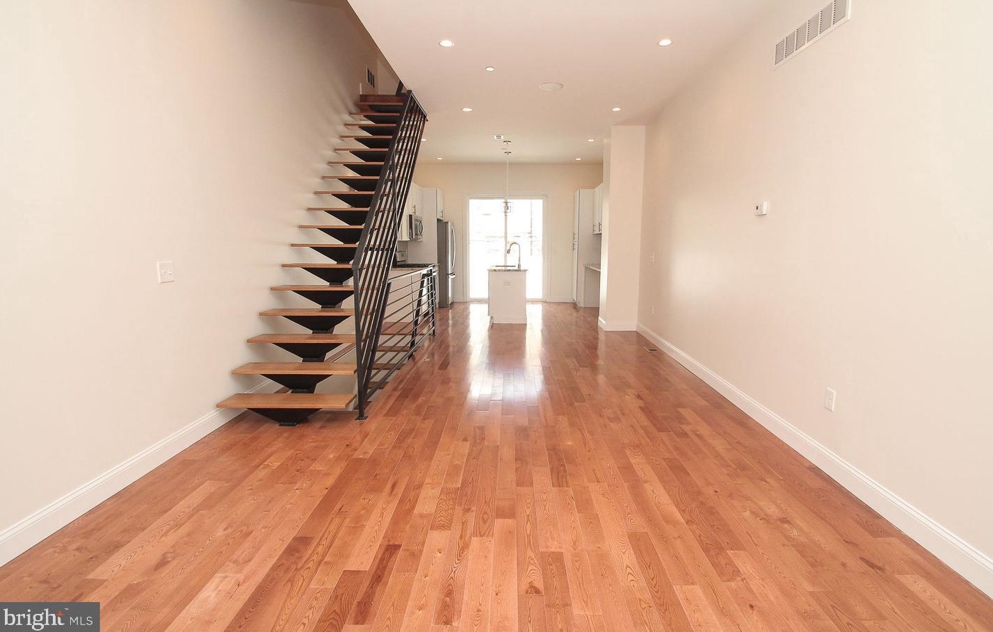 2647 Latona St, Philadelphia PA  19146-3809 exterior