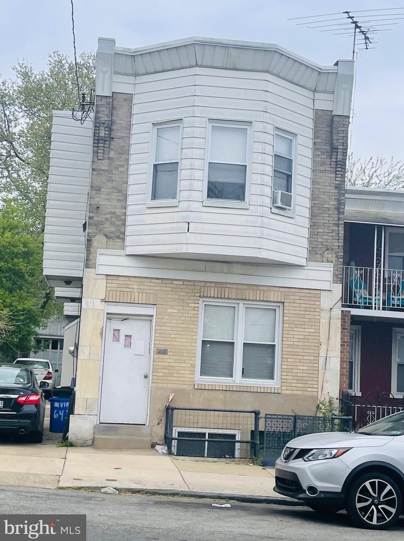 6437 Vine St, Philadelphia, PA 19139-1036