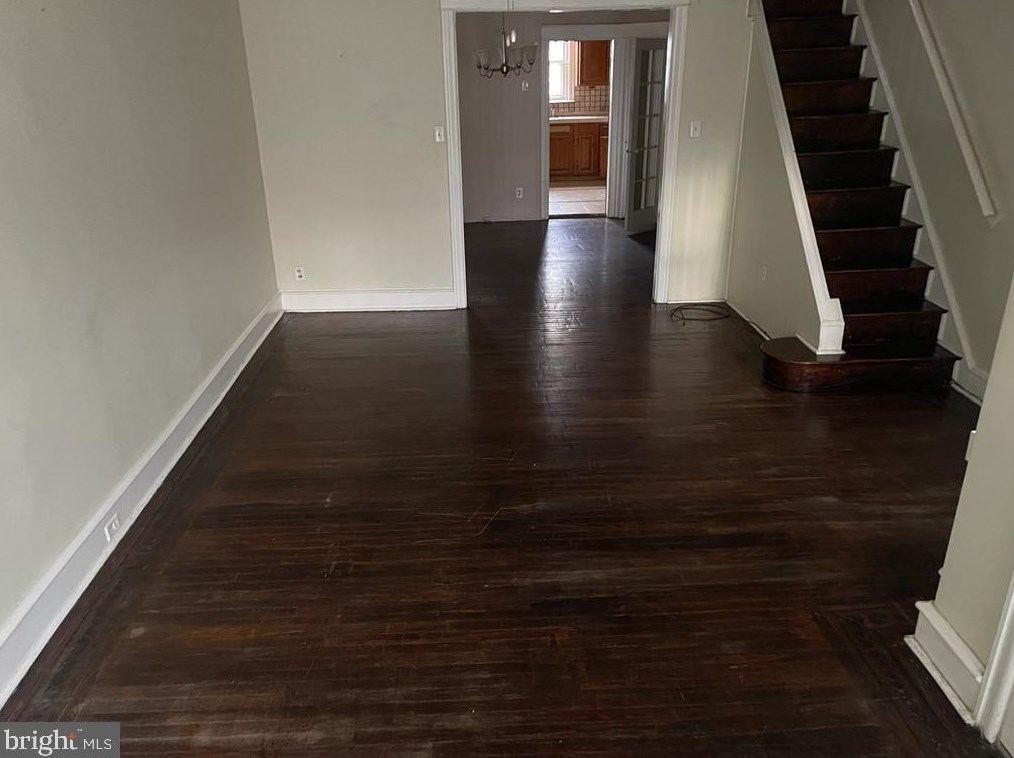 5933 Bingham St, Philadelphia, PA 19120-1203