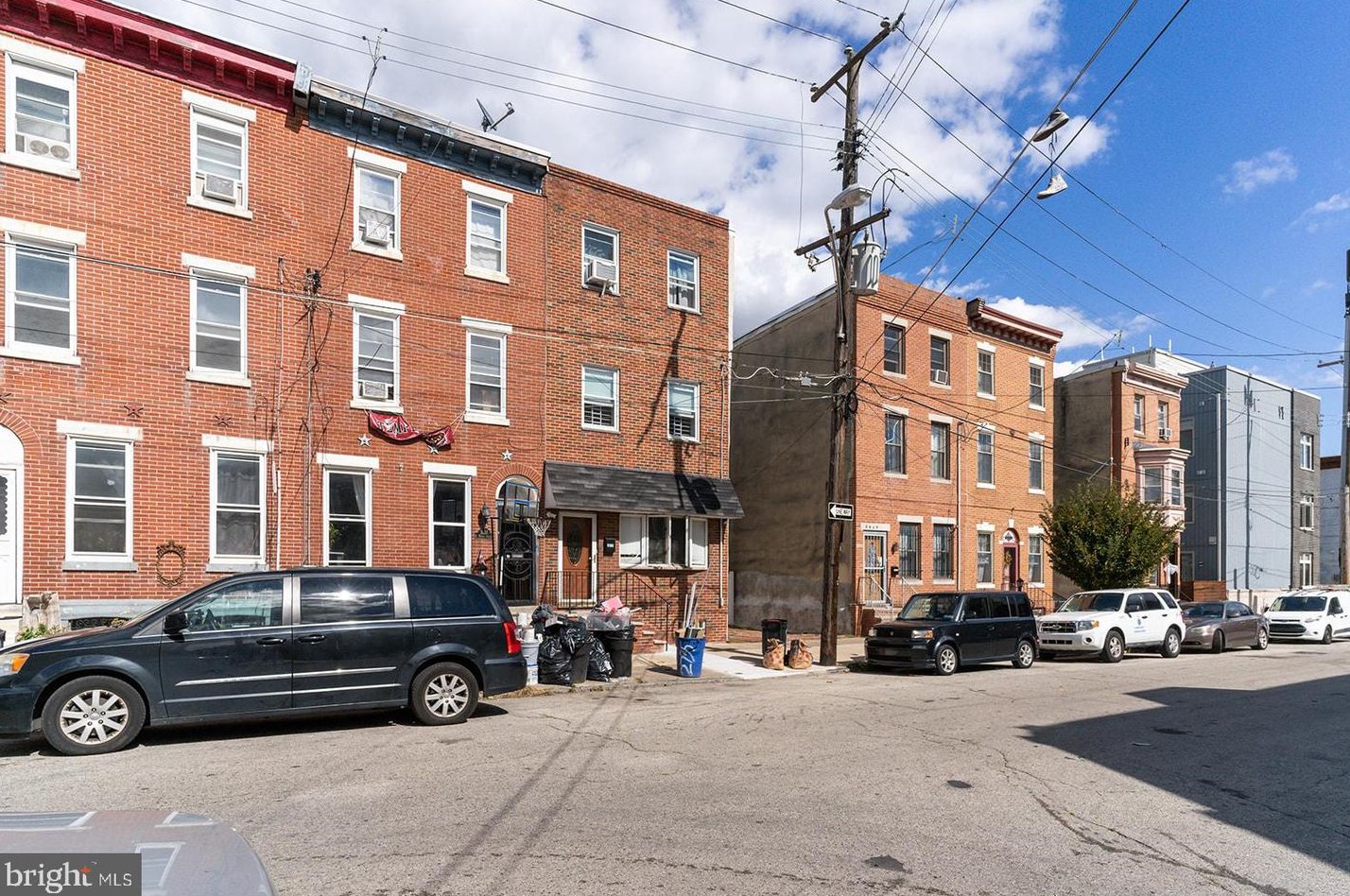 2617 Norris St, Philadelphia, PA 19125-3522