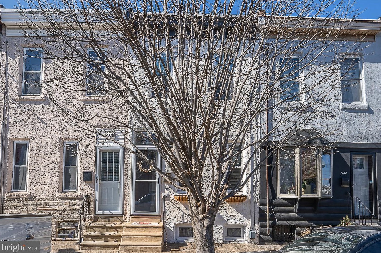 2340 Almond St, Philadelphia, PA 19125-3639